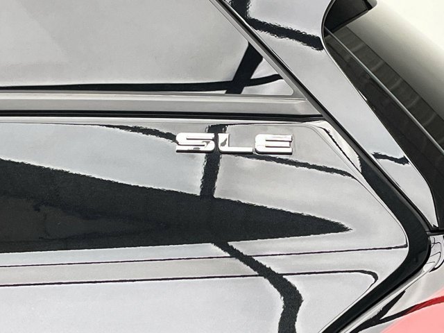 Used 2019 Ebony Twilight Metallic GMC SLE image 29