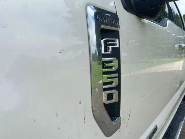 Used 2021 White Ford Lariat image 4