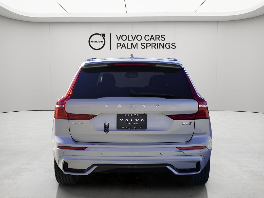 2025 Volvo XC60 Plus - Photo 7