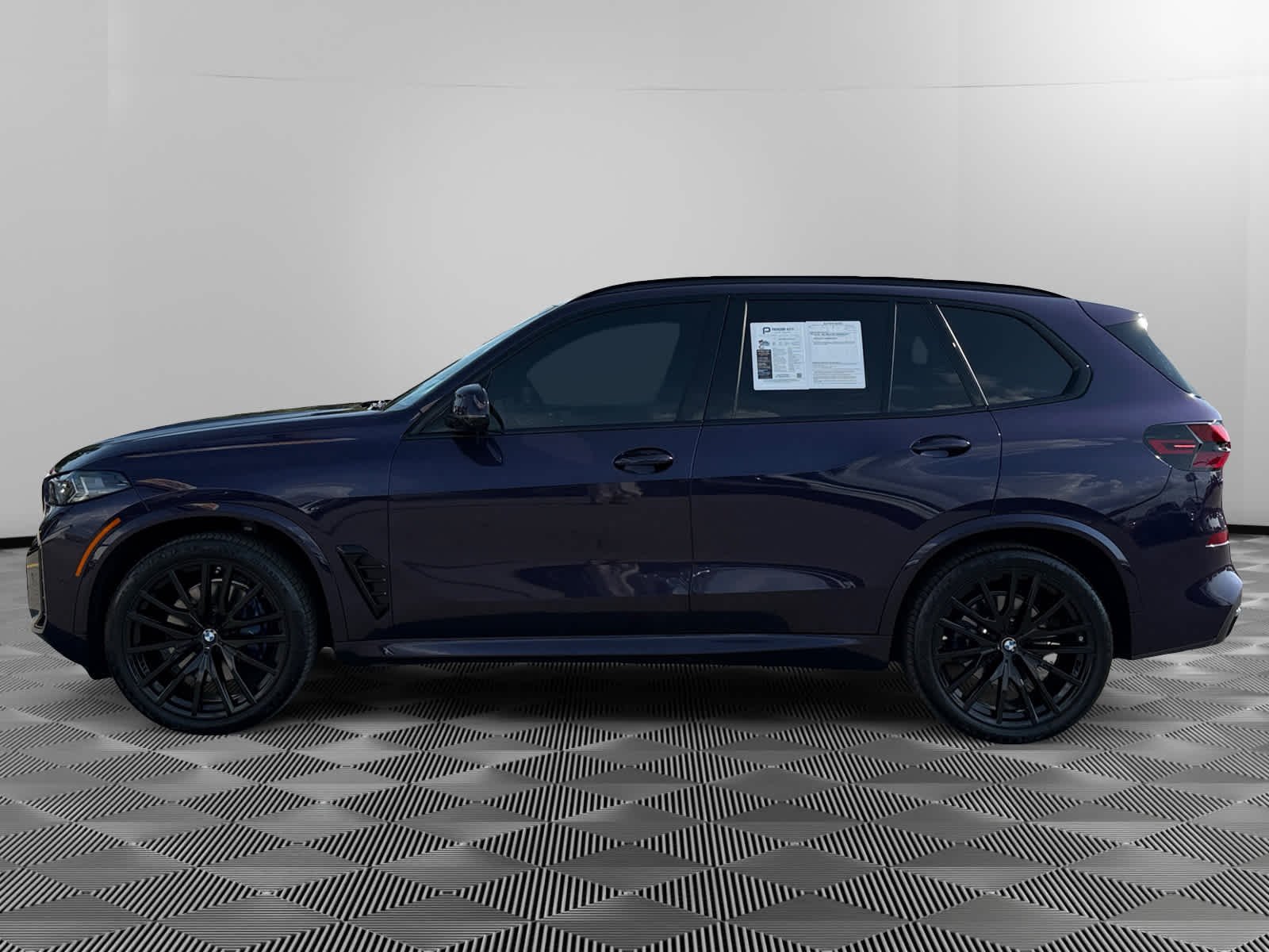 Used 2024 Technoviolet Metallic BMW xDrive40i image 8
