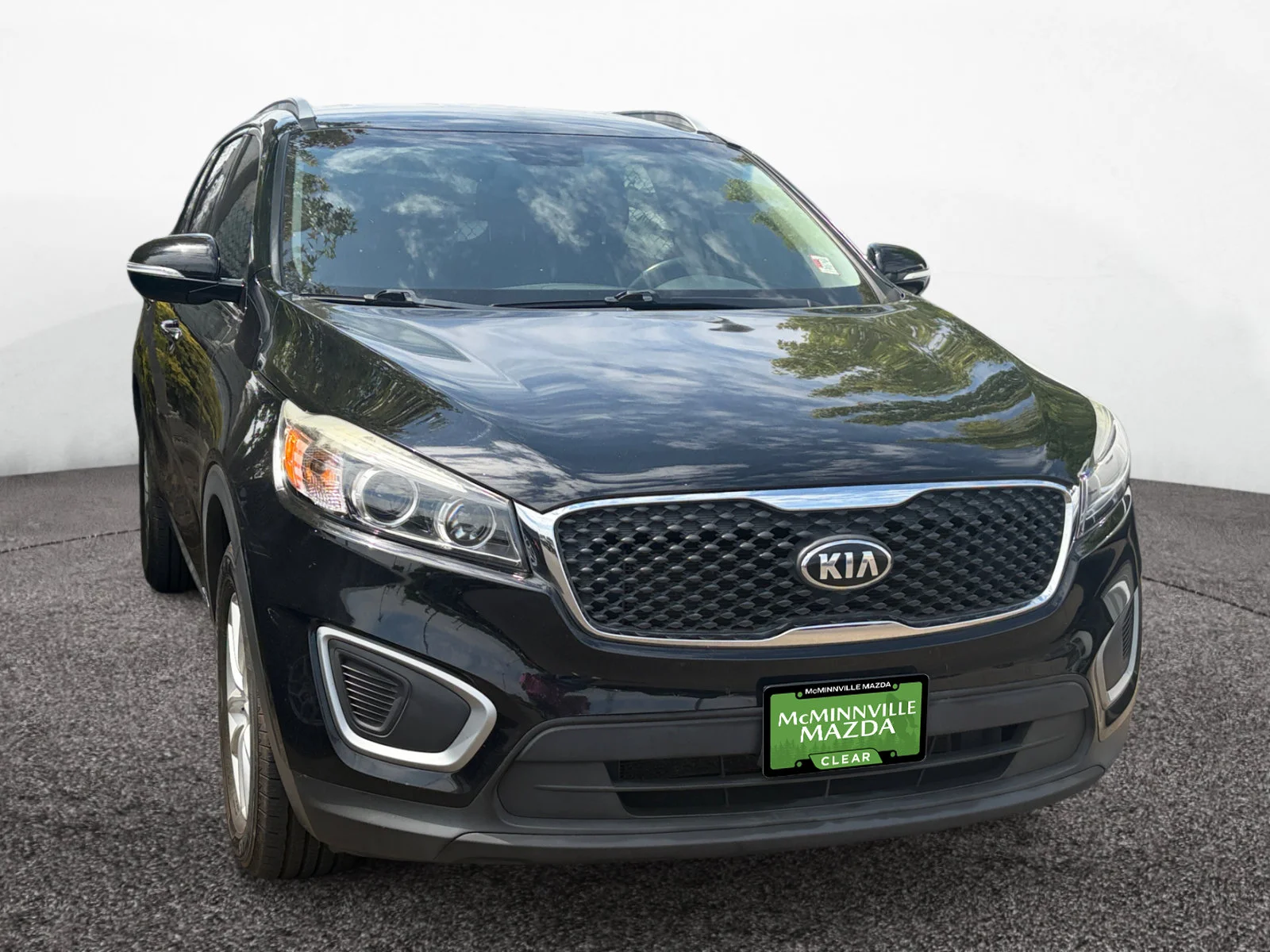 Used 2017 Black Kia LX image 6