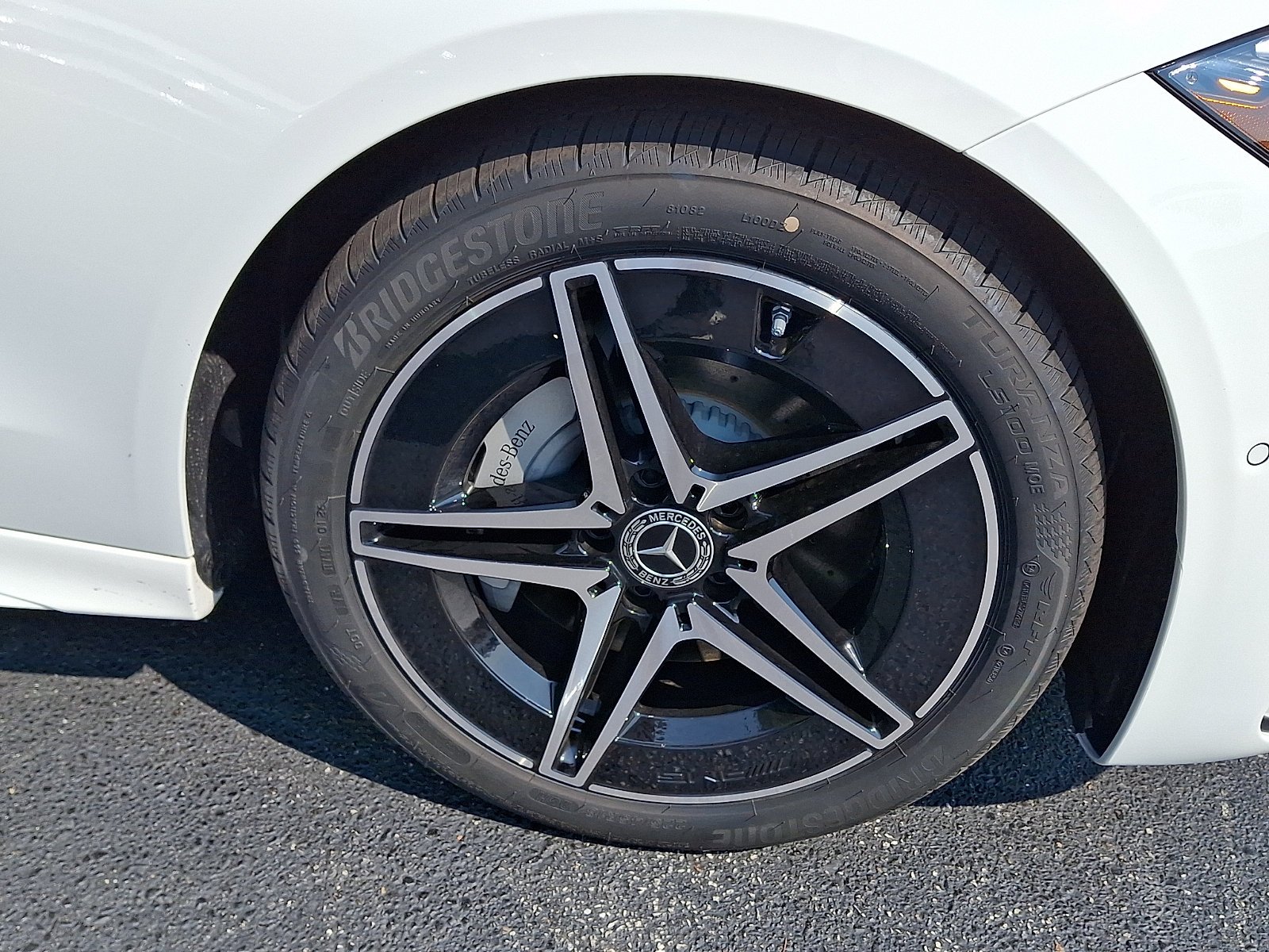 New 2026 Polar White Mercedes-Benz C 300 image 29
