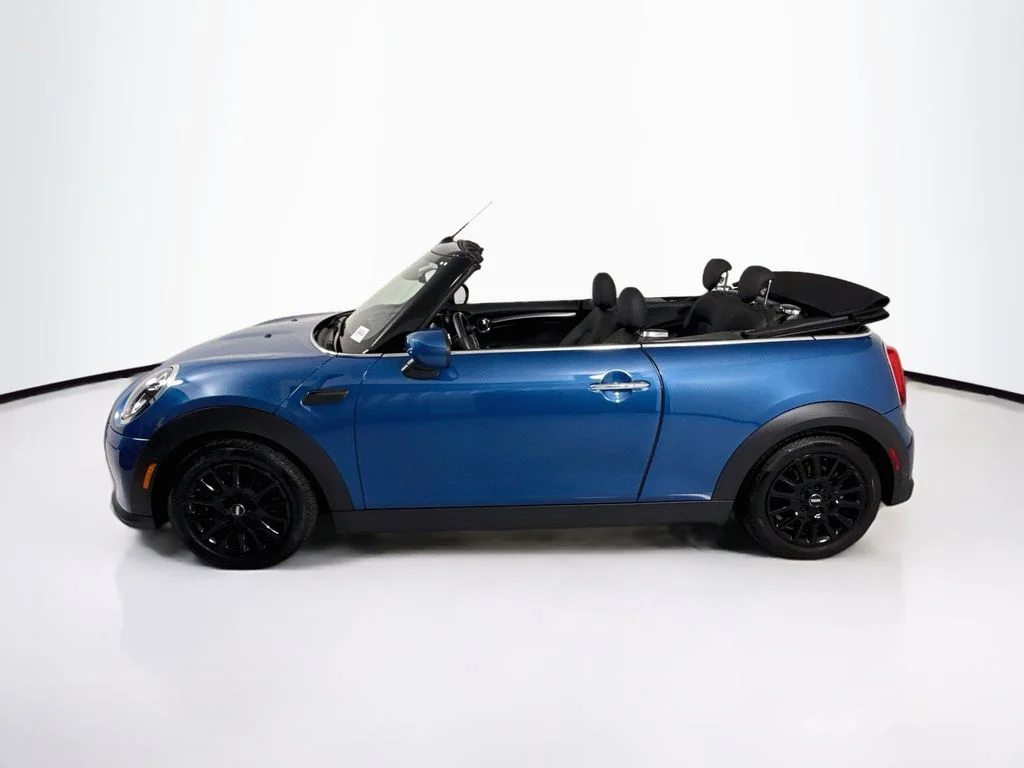 Certified Used 2024 Island Blue metallic MINI  image 8