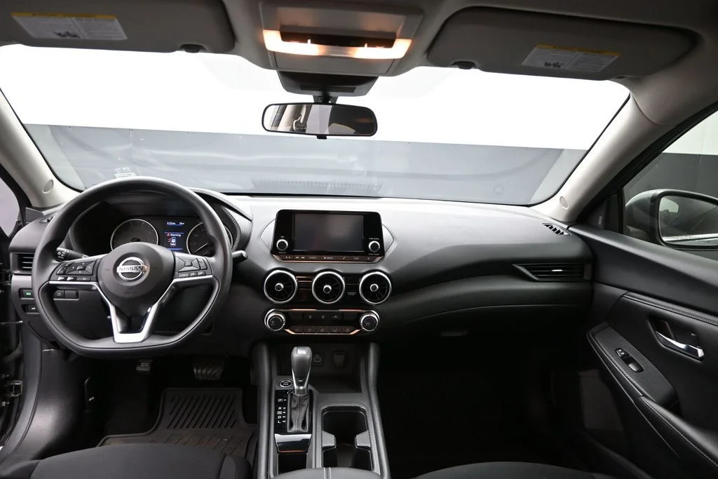 Used 2023 Gray Nissan S image 19