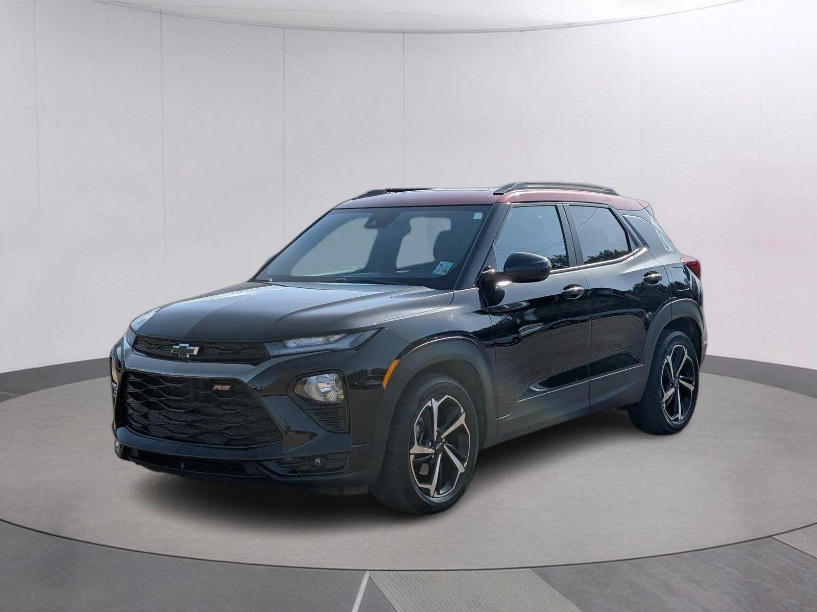 Used 2022 MOSAIC BLACK METALLIC Chevrolet RS image 1