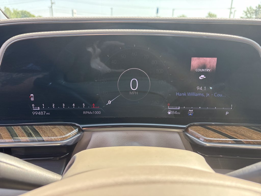 Used 2022 Black Cadillac Sport Platinum image 17
