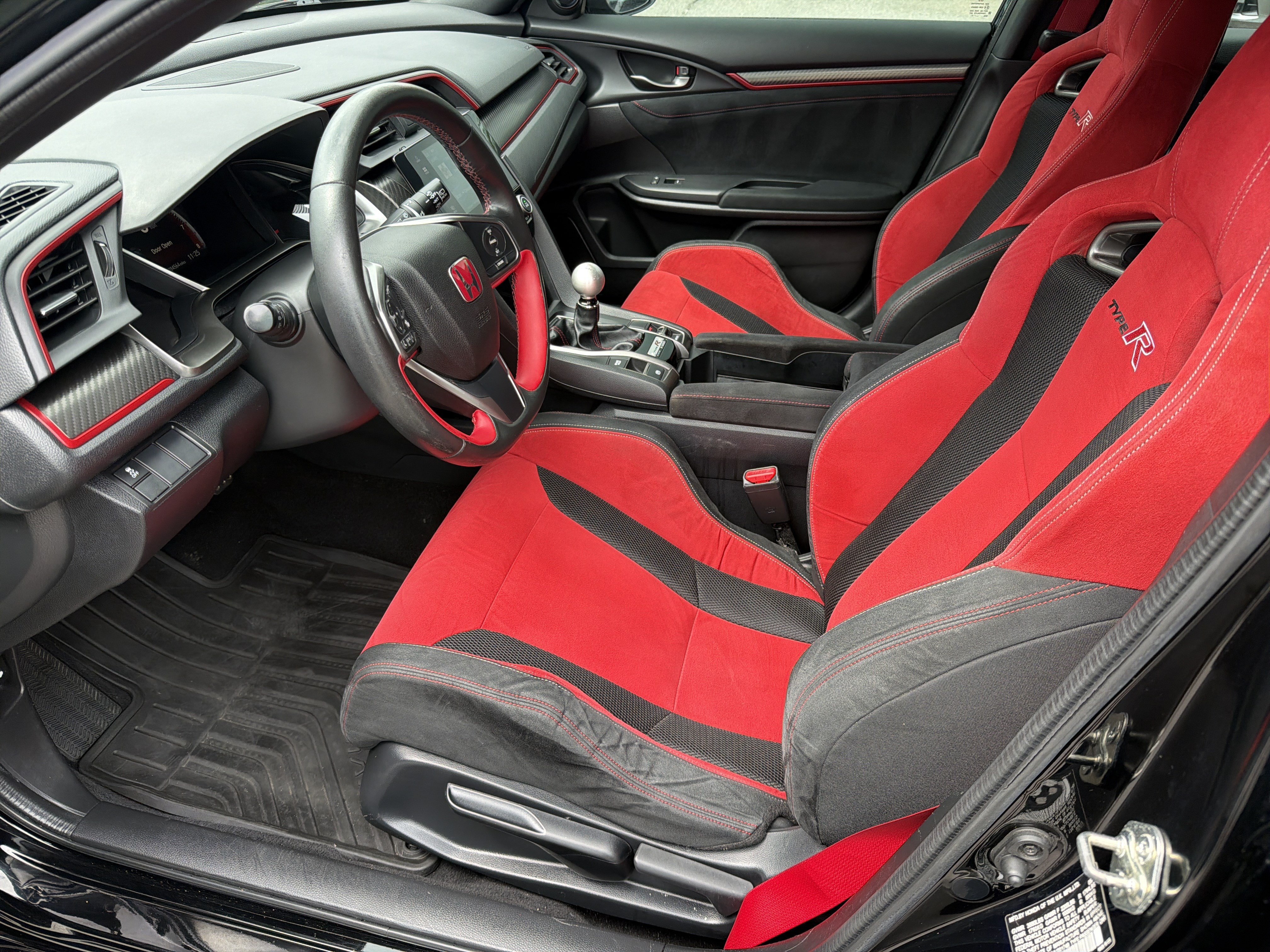 Used 2017 Crystal Black Pearl Honda Type R Touring image 17