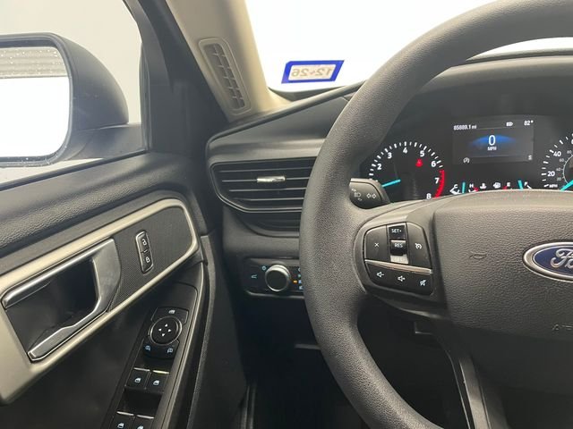 Used 2021 Oxford White Ford Base image 23