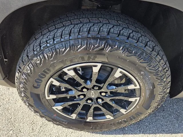 New 2026 Sandstone Gray Chevrolet Z71 image 13