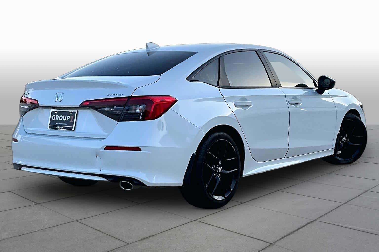 Used 2022 Platinum White Pearl Honda Sport image 12