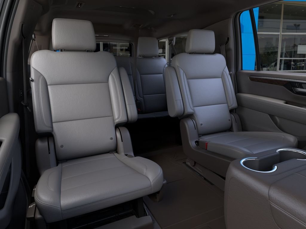 2026 Chevrolet Suburban Z71 - Photo 17