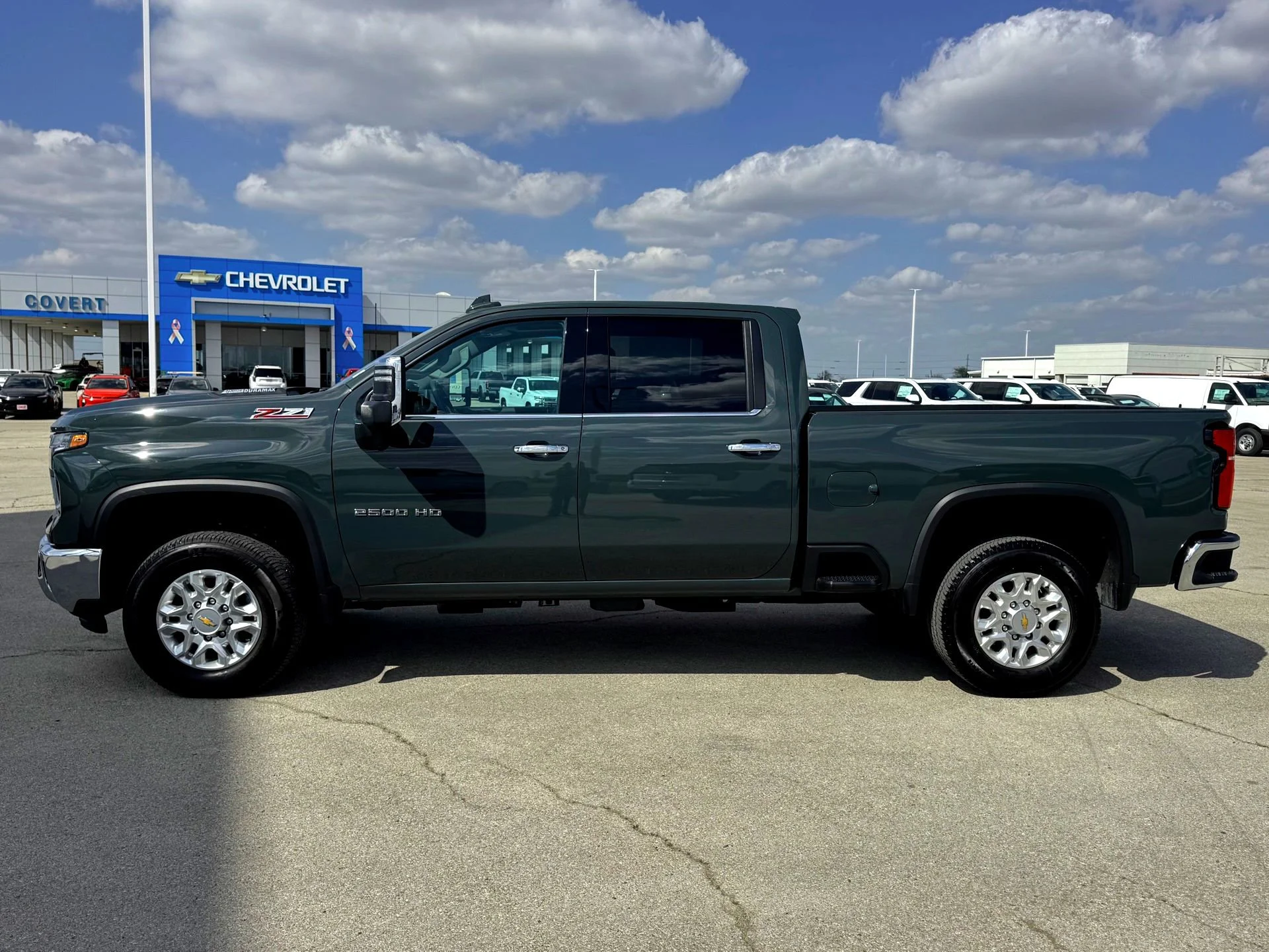 Used 2025 Cypress Gray Chevrolet LTZ image 10