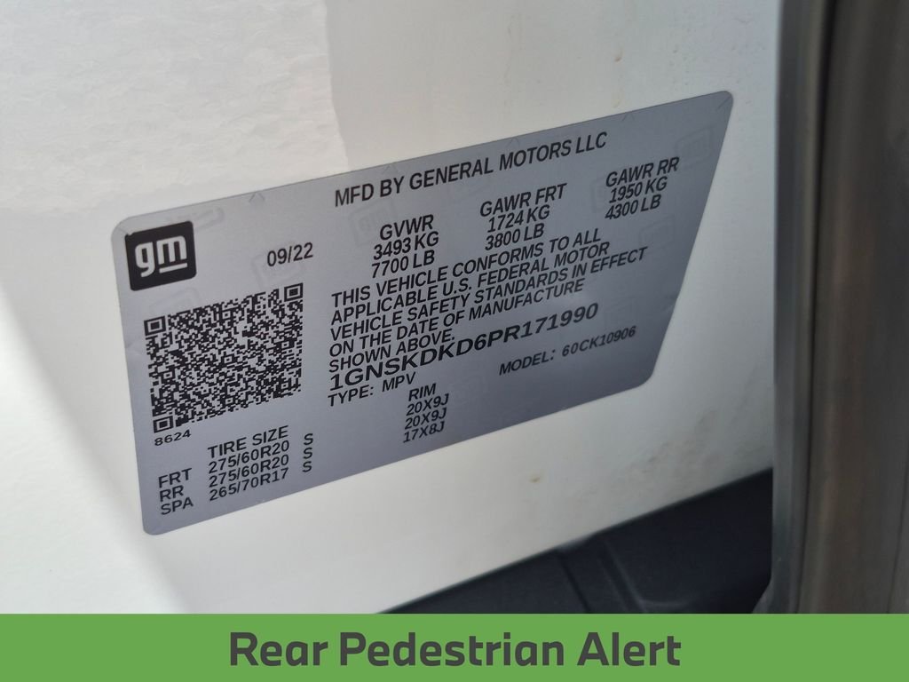 Used 2023 Summit White Chevrolet Z71 image 28