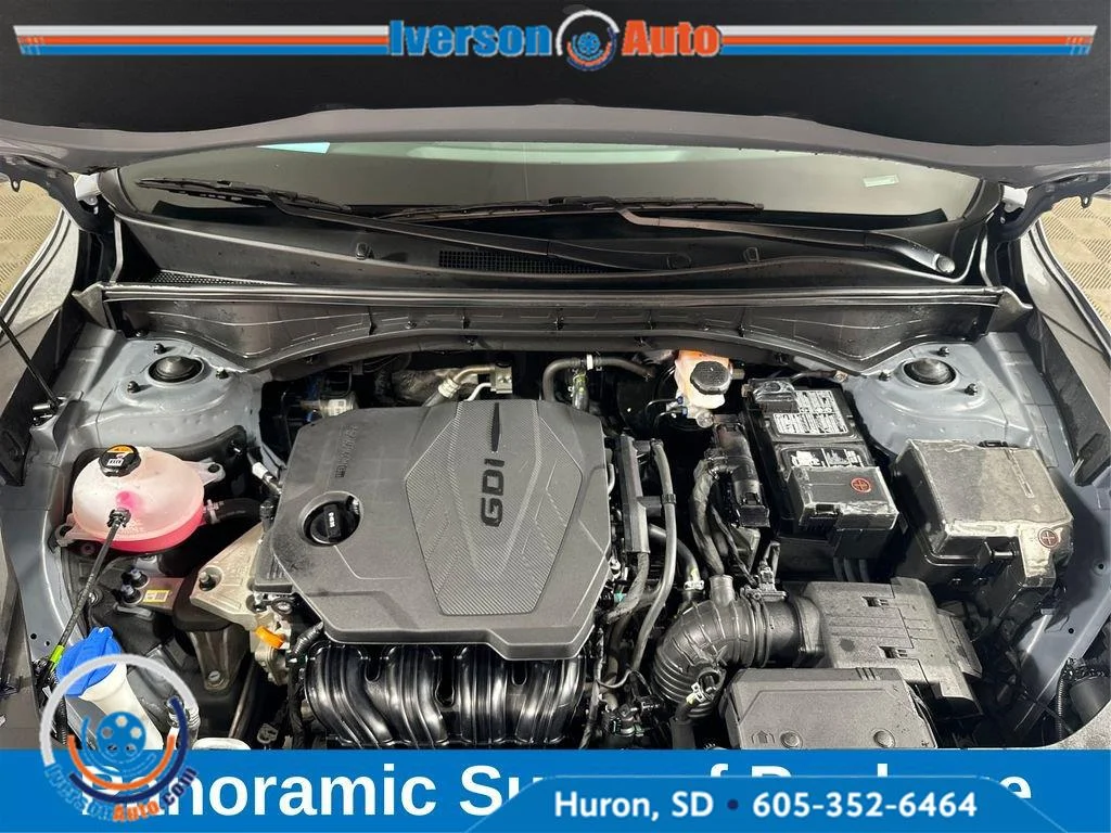 Used 2024 Everlasting Silver Kia S image 5