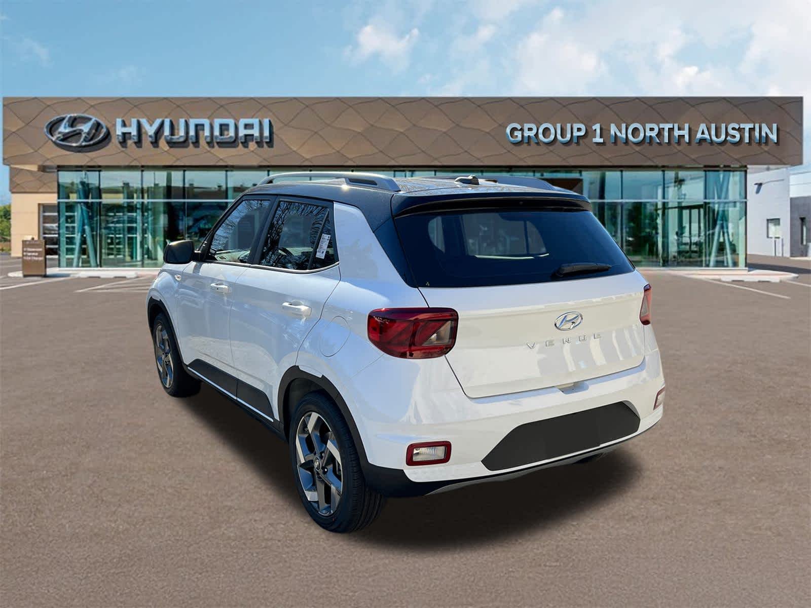 2025 Hyundai Venue Limited - Photo 7