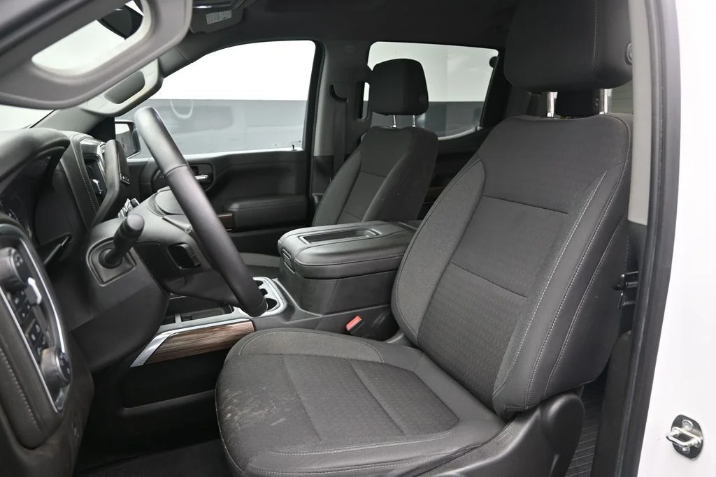 Used 2022 White Chevrolet RST image 20