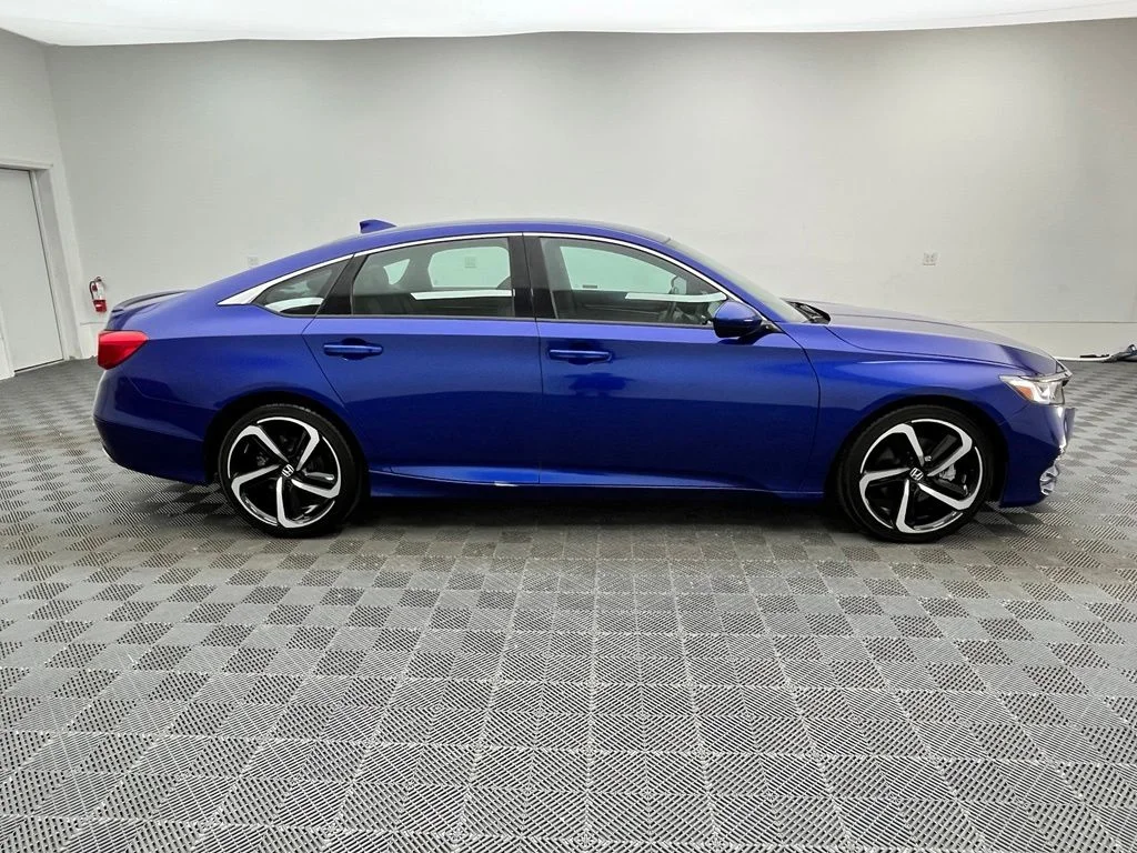 Used 2019 Blue Honda Sport image 7