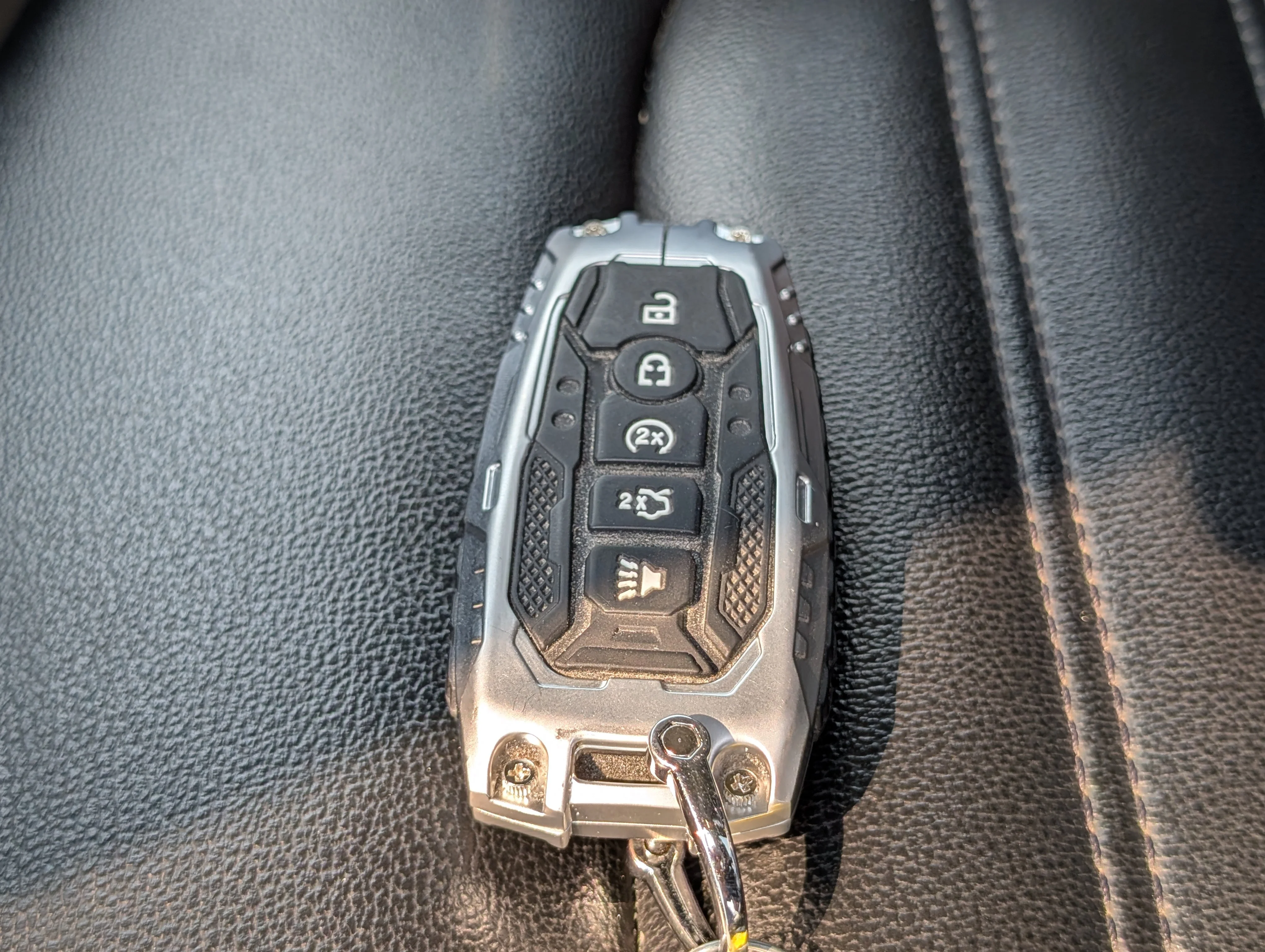 Used 2022 Silver Metallic Ford SEL AWD image 34