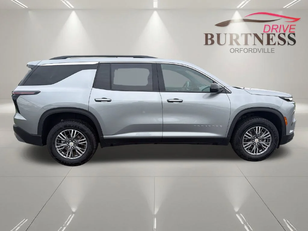 2026 Chevrolet Traverse LT - Photo 9