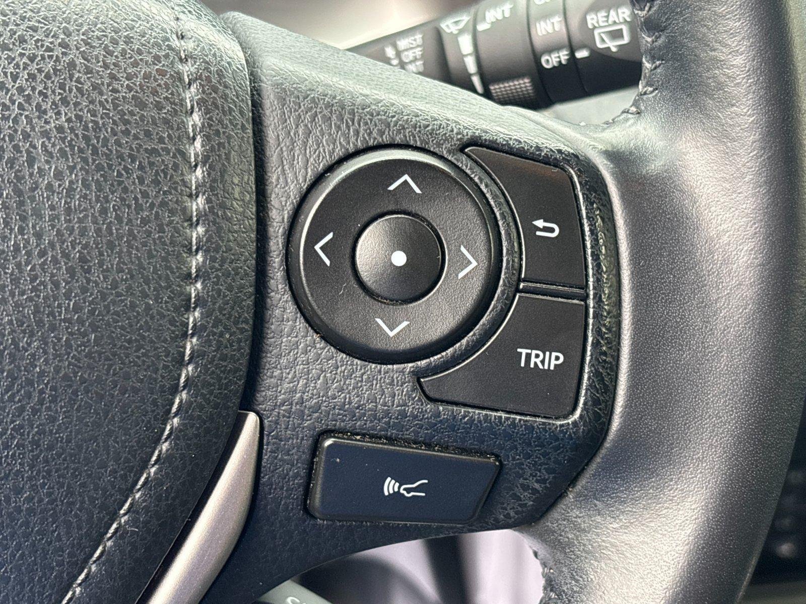 Used 2016 Magnetic Gray Metallic TOYOTA  image 19