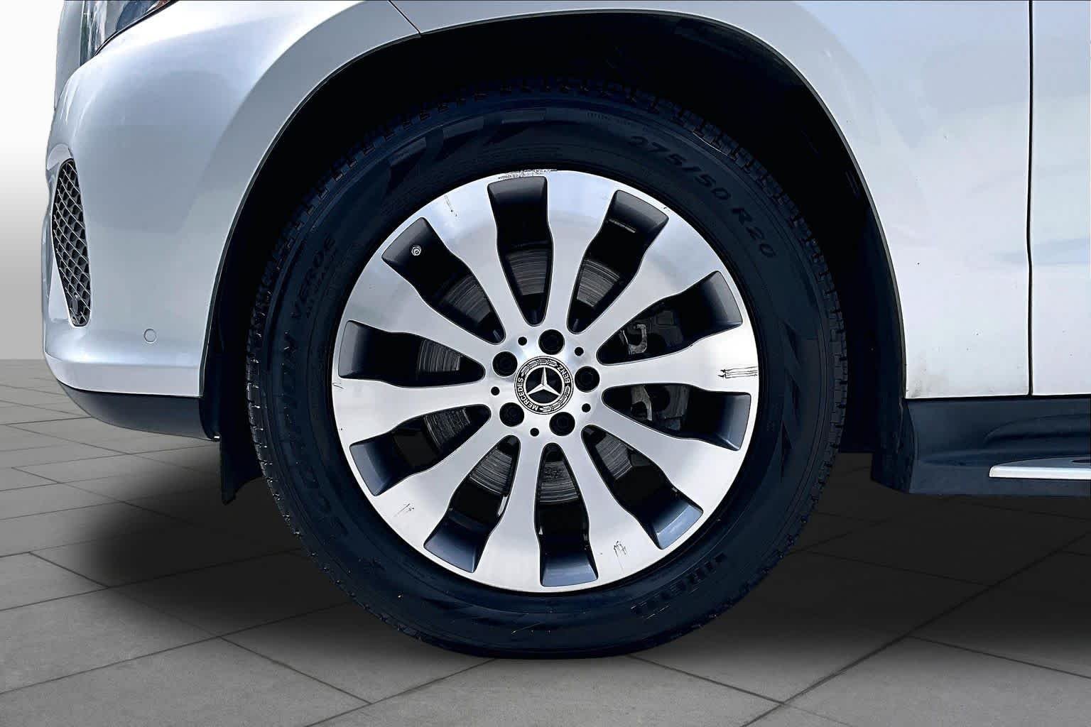 Used 2019 Iridium Silver Metallic Mercedes-Benz GLS 450 image 11