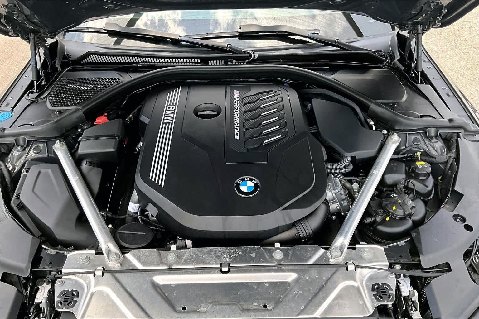 Used 2022 Dravit Gray Metallic BMW M440i xDrive image 31