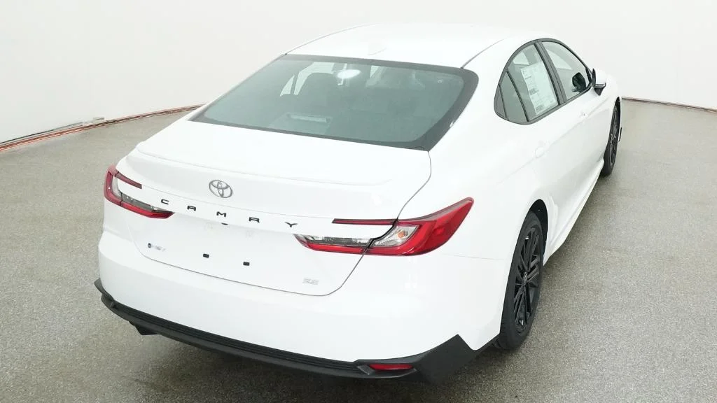 New 2026 Ice Cap Toyota SE image 5