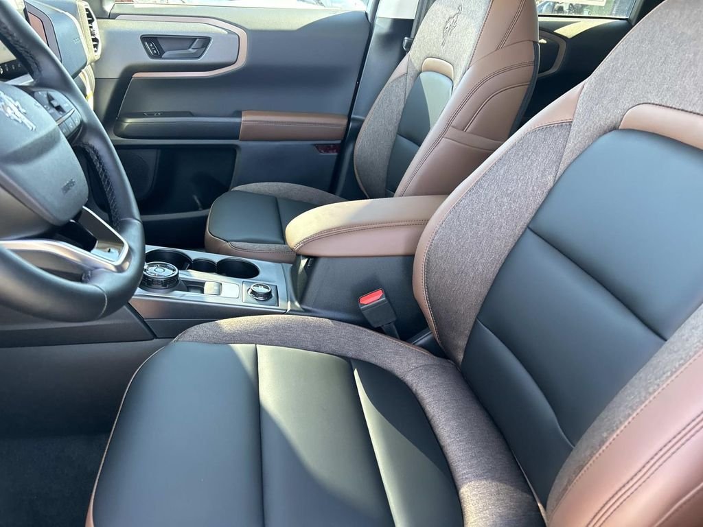 New 2026 Ruby Red Metallic Tinted Clearcoat Ford Outer Banks® image 18