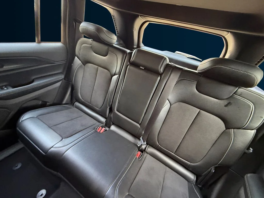 Used 2024 Black Jeep Altitude X image 16
