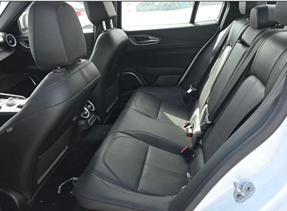 Used 2022 White Alfa Romeo Ti image 9