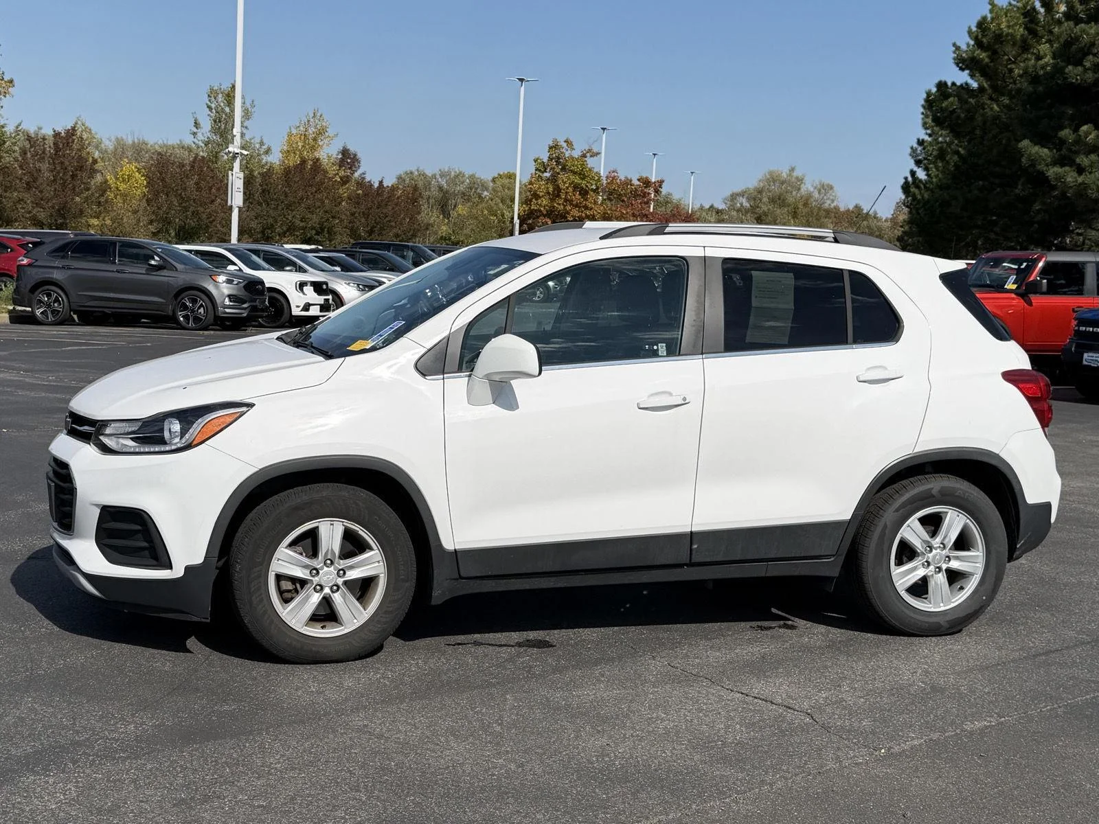Used 2019 Summit White Chevrolet LT image 4