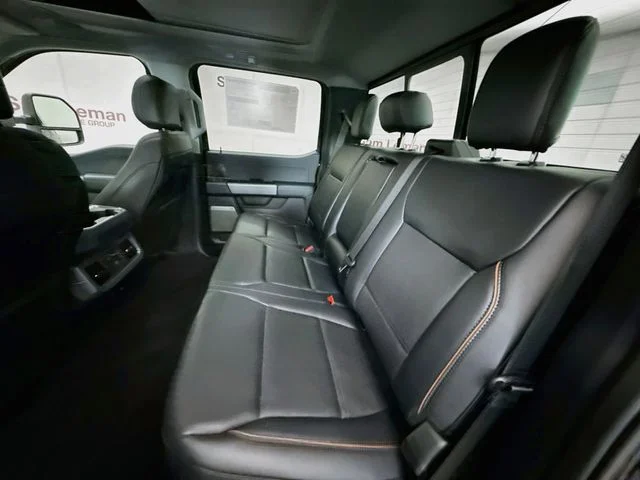 New 2026 Agate Black Metallic Ford F-250® Lariat® image 26