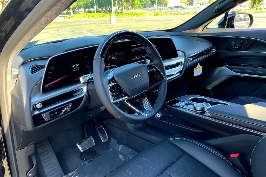 New 2026 Stellar Black Metallic Cadillac V-Series image 9