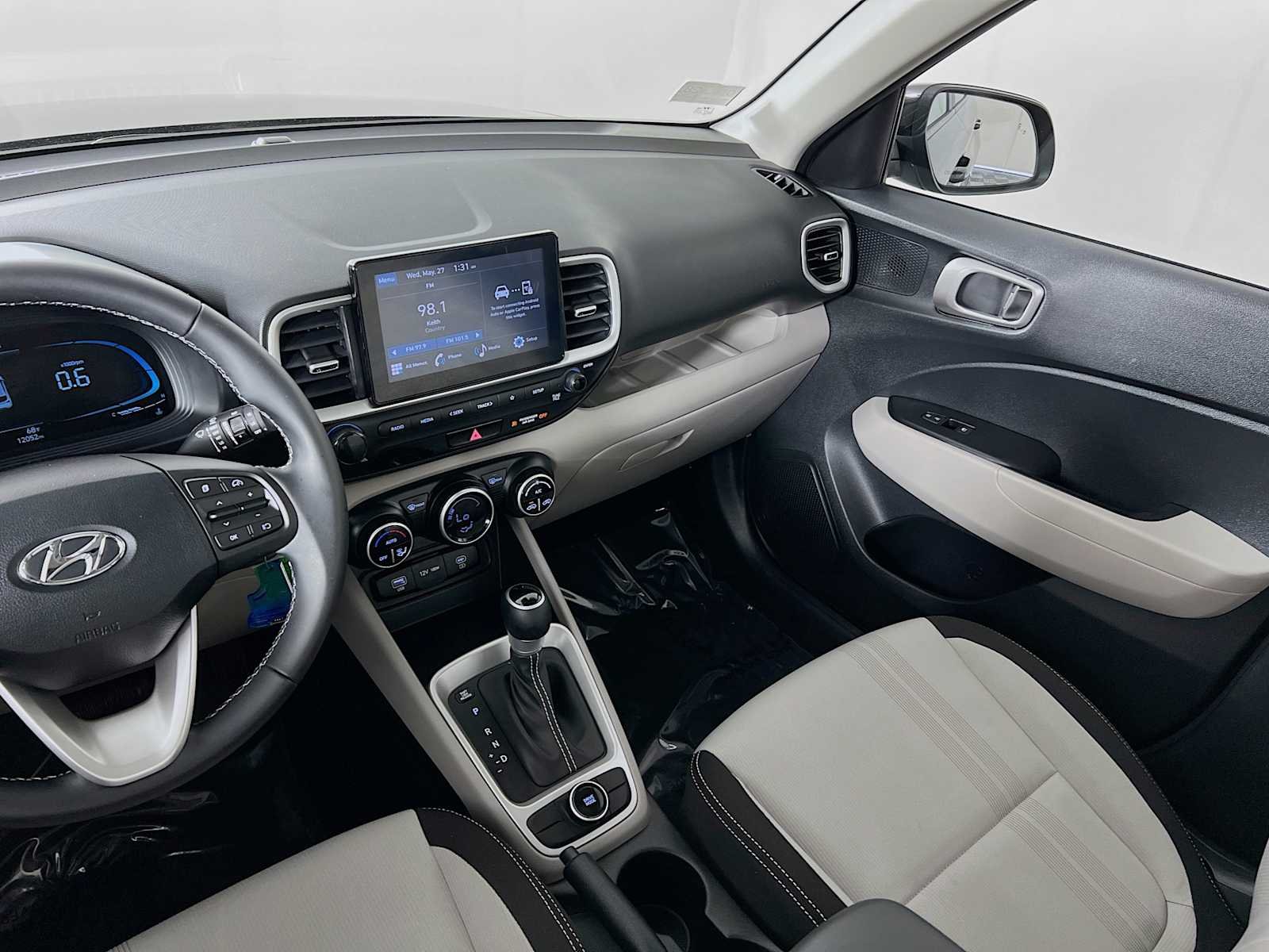 Used 2023 Onyx Black Hyundai SEL image 23