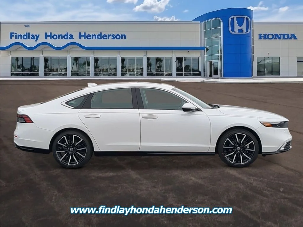 New 2026 Platinum White Pearl Honda Touring image 6