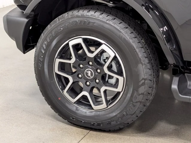 New 2026 Shadow Black Ford Outer Banks® image 33