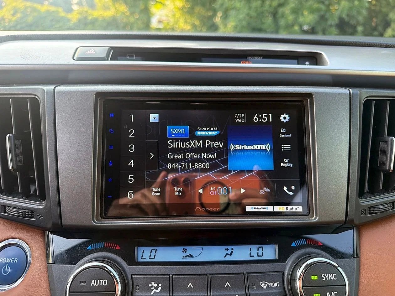 Used 2016 Gray Toyota Limited image 22