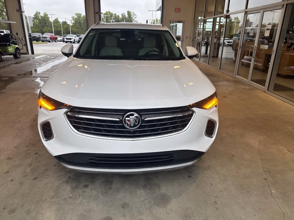 Used 2022 White Buick Essence image 2