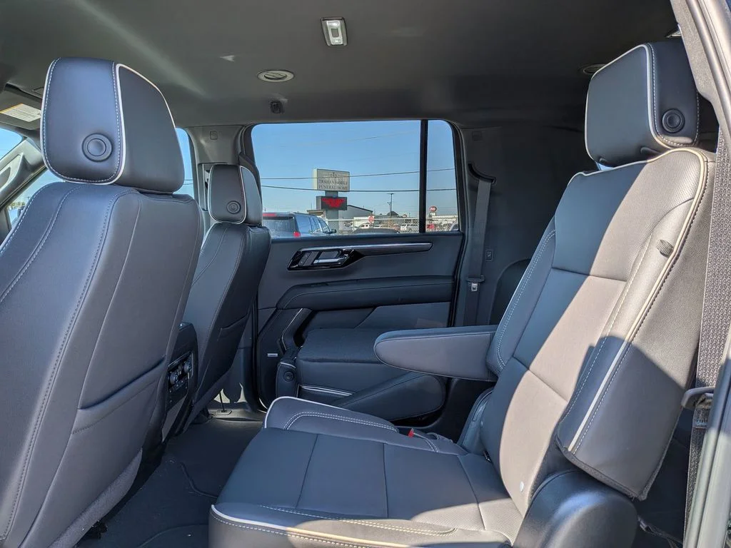 2026 Chevrolet Suburban Premier - Photo 35