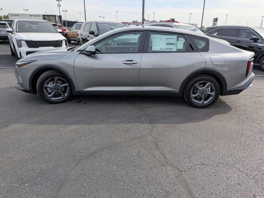 New 2027 Klg Kia LXS image 31