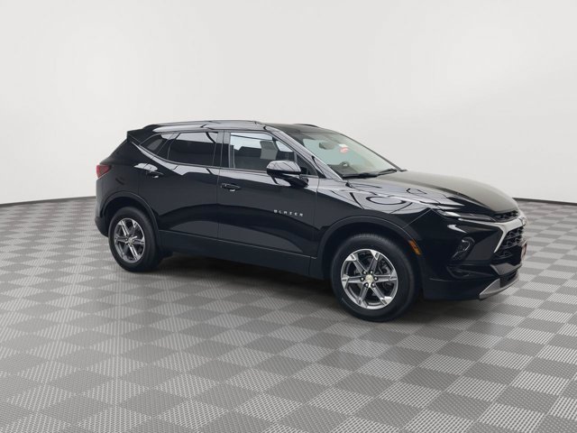 Used 2023 Black Chevrolet LT image 42