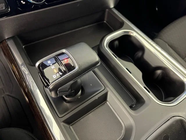 Used 2023 Sterling Metallic GMC Elevation image 30