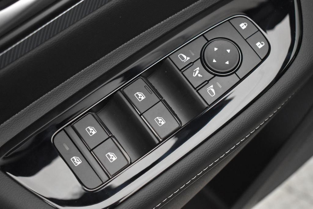 New 2026 Super Black Nissan Platinum image 12