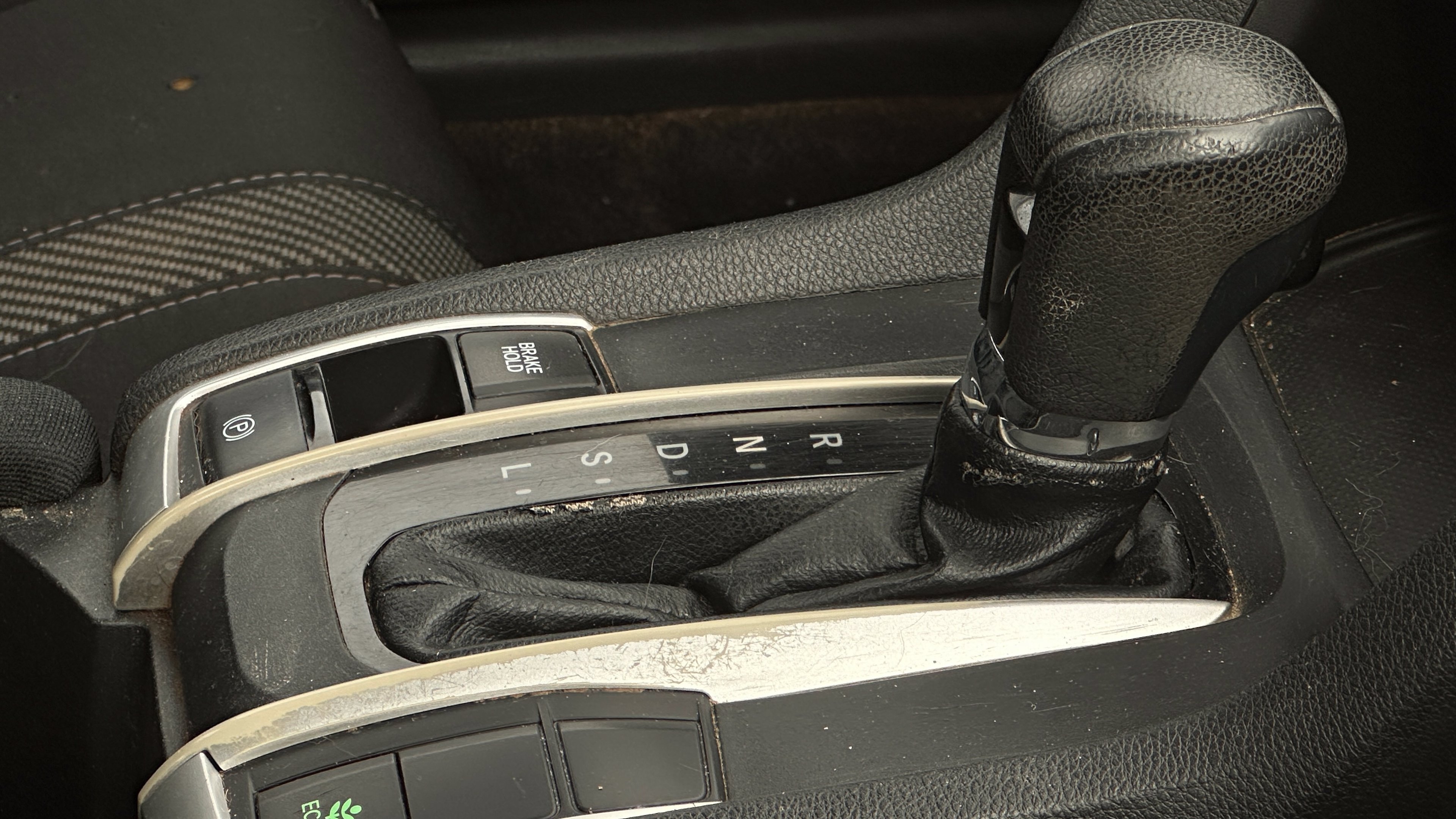 Used 2017 Black Honda LX image 8