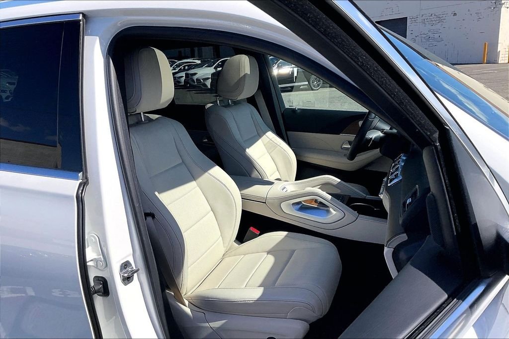2025 Mercedes-Benz GLE GLE450 - Photo 7