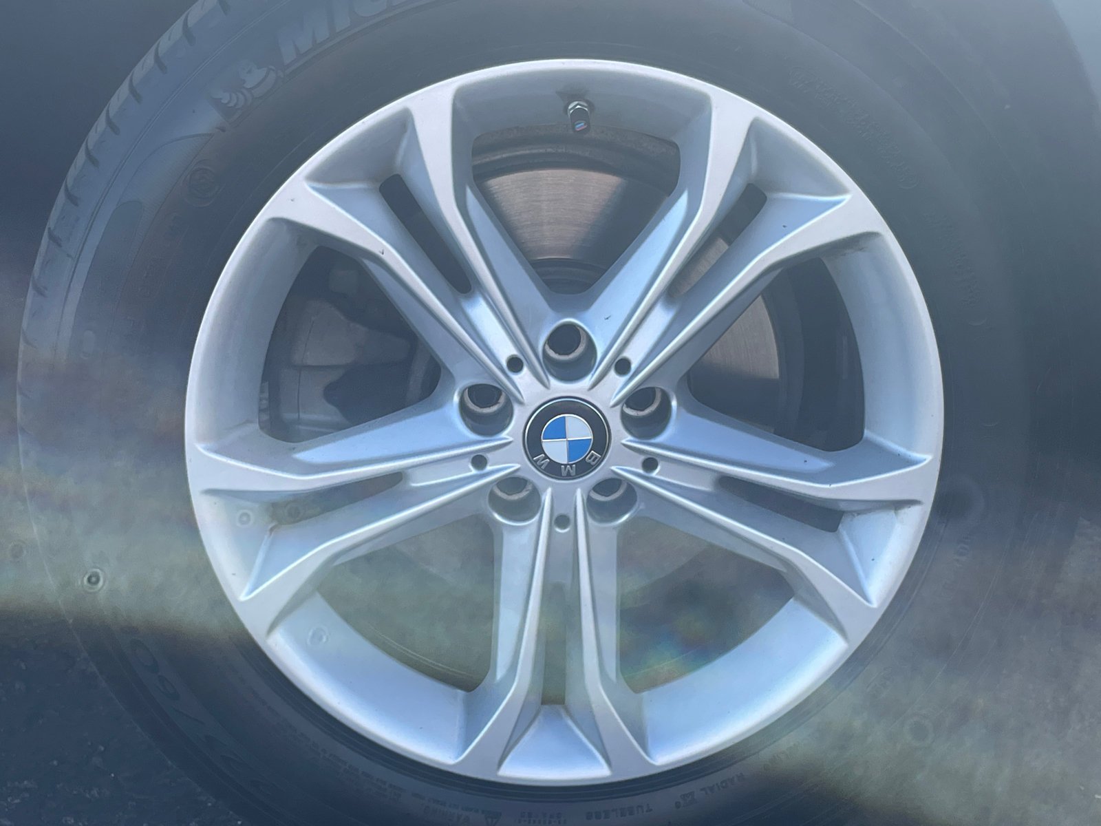 Used 2020 Glacier Silver Metallic BMW xDrive30i image 8