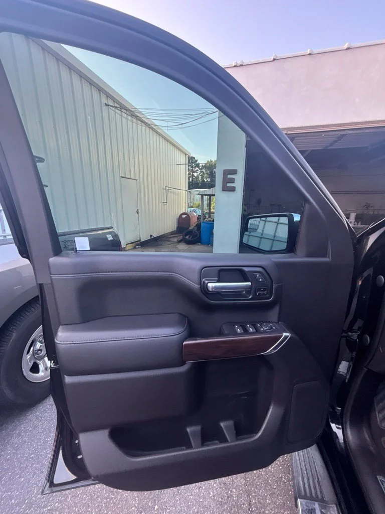 Used 2020 Black GMC SLT image 11