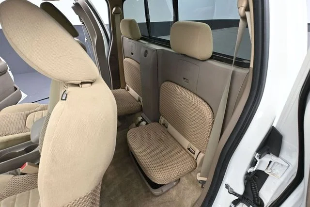 2014 Nissan Frontier SV - Photo 32