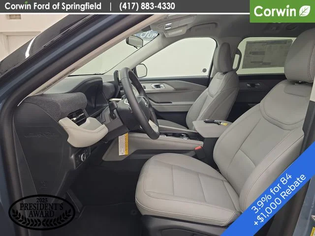 New 2026 Vapor Blue Metallic Ford Active image 25