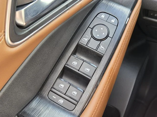 New 2026 Everest White Pearl TriCoat Nissan Platinum image 24